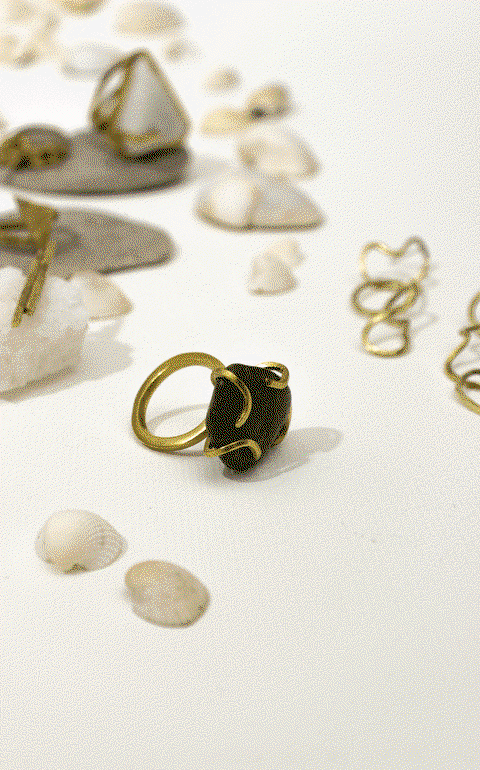 Anillo piedra playa