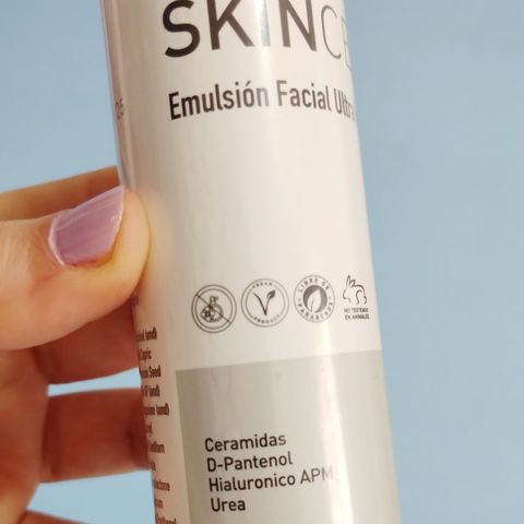 Emulsión Ultra Hidratante Skincer Biobellus