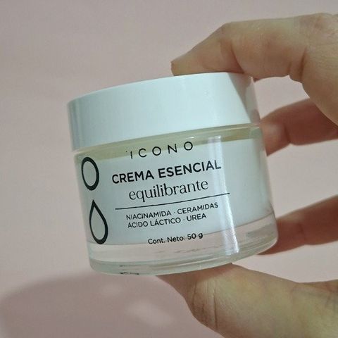 Crema Hidratante Esencial Equilibrante Icono