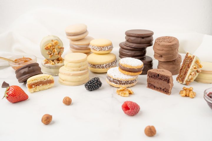 Docena de Alfajores Artesanales SURTIDOS (Maicena / Cordobés / Marplatense / Patagónico / Nuez / Pistacho)