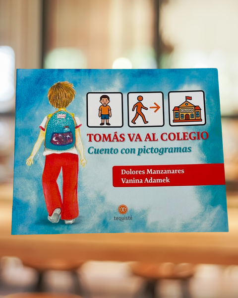 Tomás va al colegio