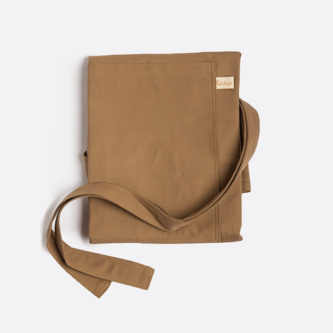 Faldón de Color Marrón en Gabardina