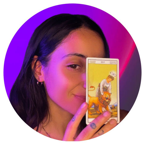 La Fuerza Tarot