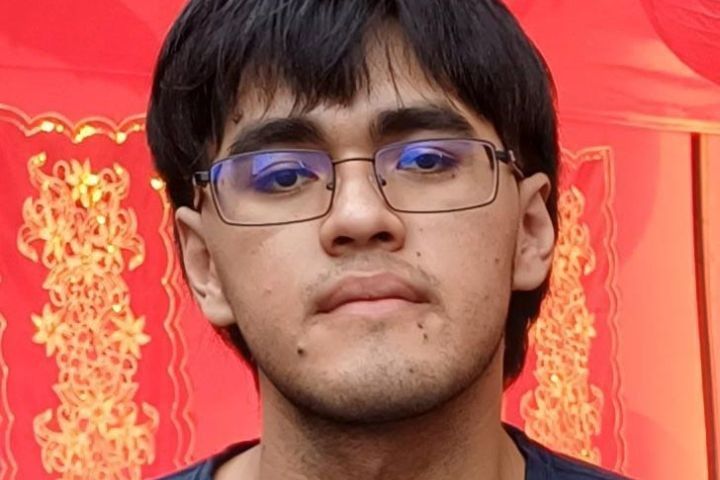 EMANUEL MAURICIO GIRALDEZ