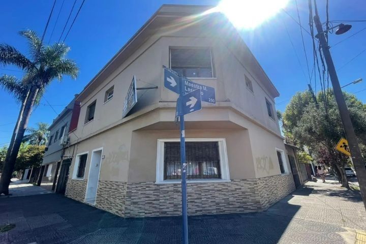 PUEYRREDÓN 700 - CASA 4 AMB.