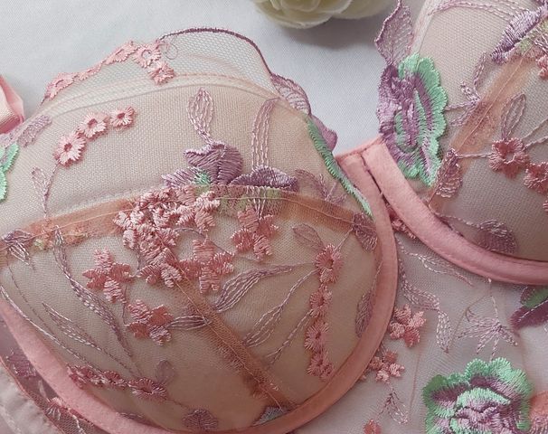 Membresía Aprendé todo sobre bustiers y corsets