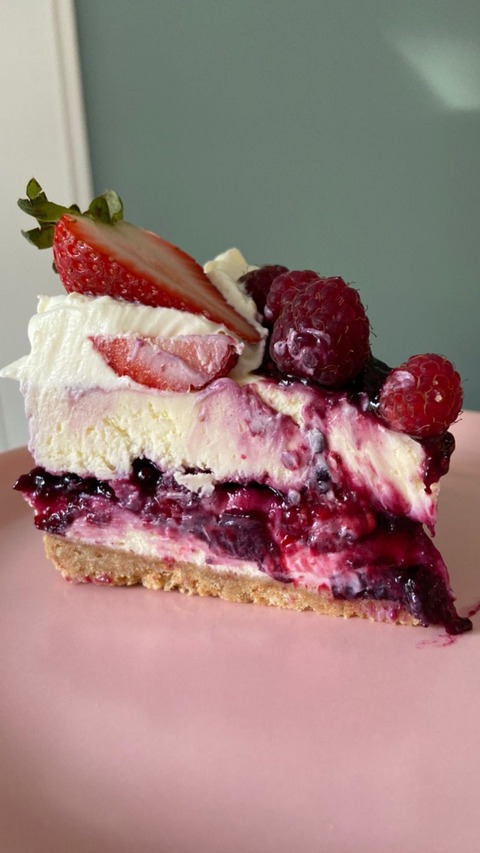 Cheesecake de Chocolate Blanco y Jalea de Frutos Rojos ¡Sin cocción!