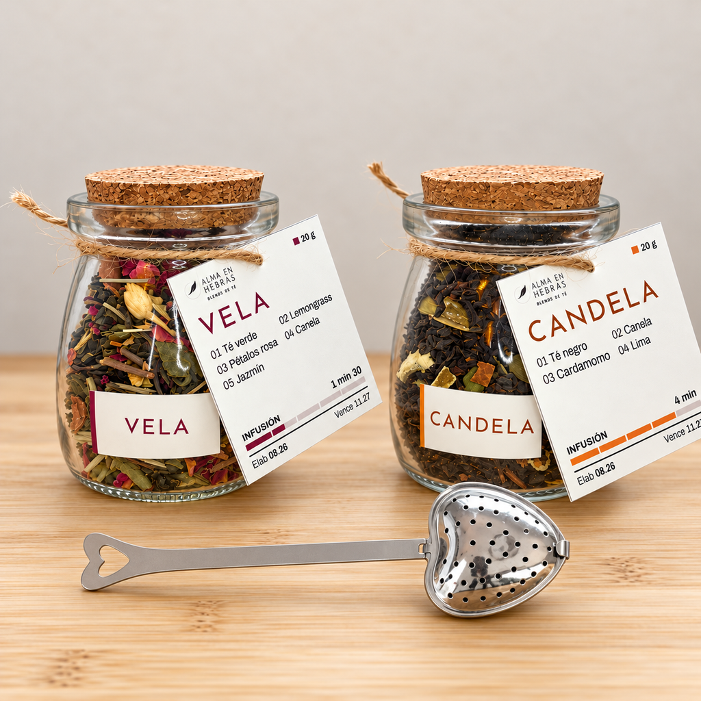 Frascos de VELA y CANDELA de 20 g con un infusor de acero en forma de corazón
