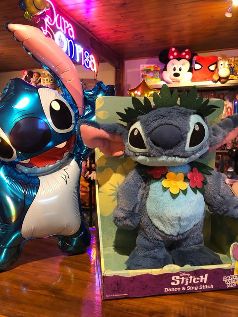 Stitch con movimientos y sonidos original EEUU 