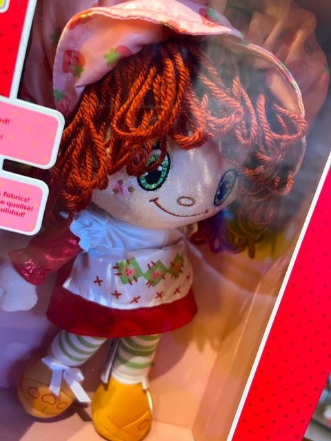 Muñeca Original strawberry con aroma a fresas 
