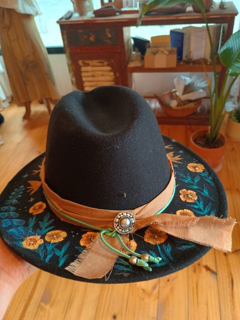 SOMBRERO TRIPLE DIOSAS