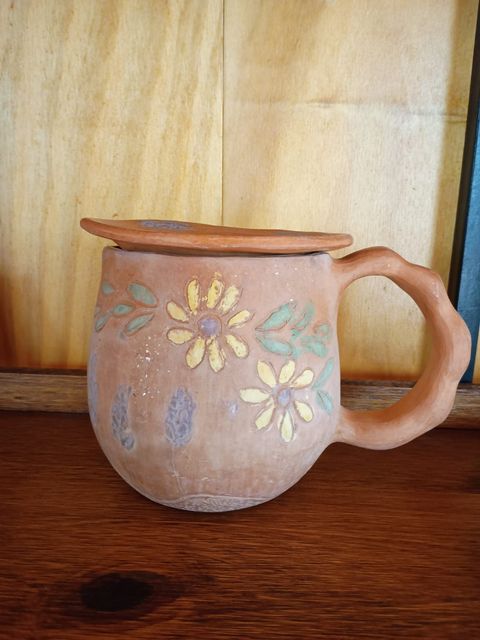 JARRO YUYERO FLORAL DE CERÁMICA 